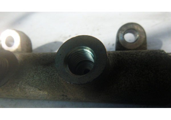 Паливна рампа BOSCH Renault Espace IV, Master II, Laguna II, Trafic II 2.2, 2.5 dci, 0445214025, 8200023961